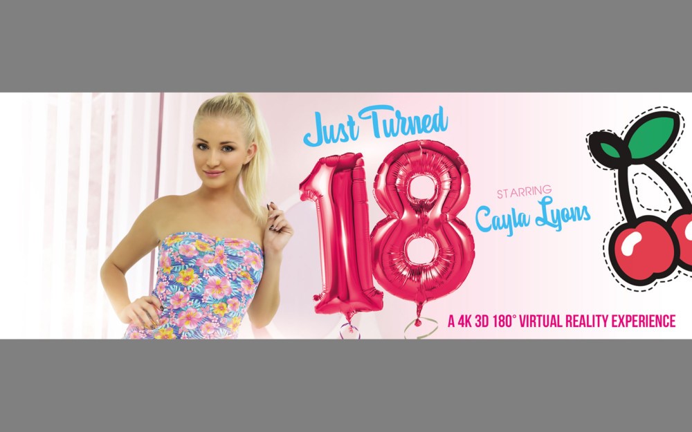 Cayla Lyons in Sexy Teen VR Solo Action