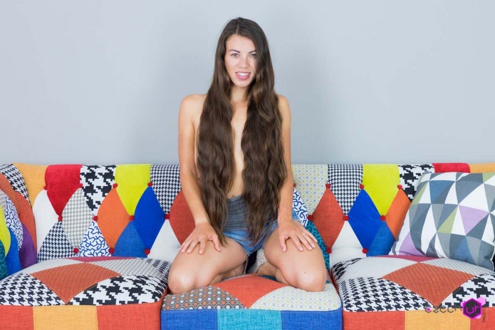 Tiffany Doll in VR Casting - Solo French Seduction