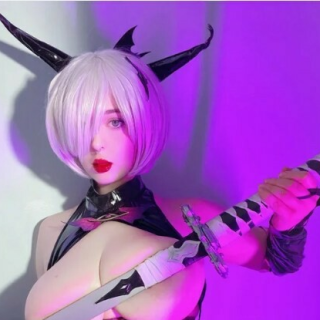 2B Pornstar
