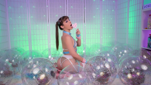 Tommy King's Sensual Lollipop VR Delight