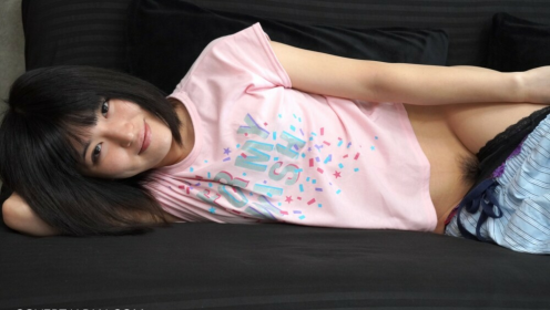 Mimi's Steamy Step-Sis Surprise in VR