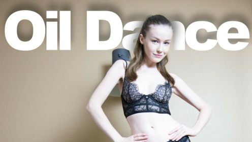 Emily Bloom's Sensual Oil Dance in 4K