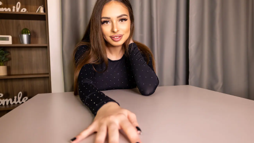 Bella Young: First Date 8K VR