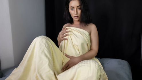 Olivia Hart in Secret Seduction VR Tease