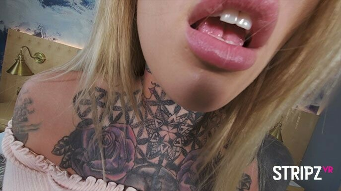 Lauren Brock: Stunning European Striptease VR - Image 3