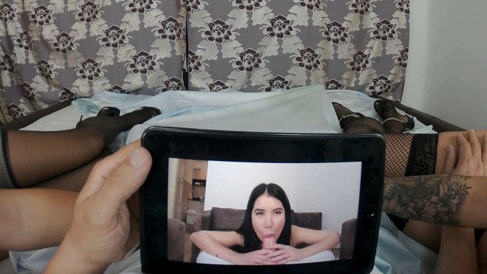 Ria Sunn and Lady Dee: Epic Threesome Action - Image 4