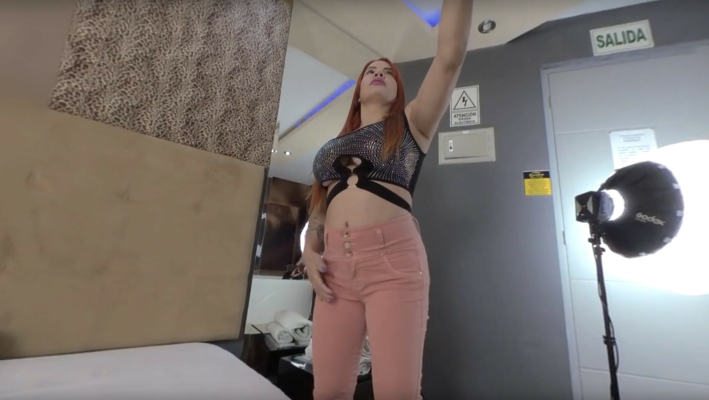 Luna's Wild VR Milf Encounter in Store - Image 1