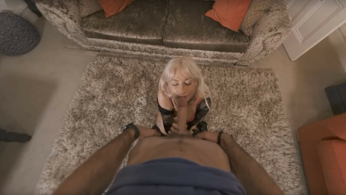 LiLa's Intense VR Fuck Doll Adventure - Image 5