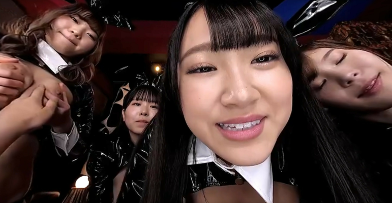 Ultimate Harem VR Full Body Licking Frenzy - Image 10