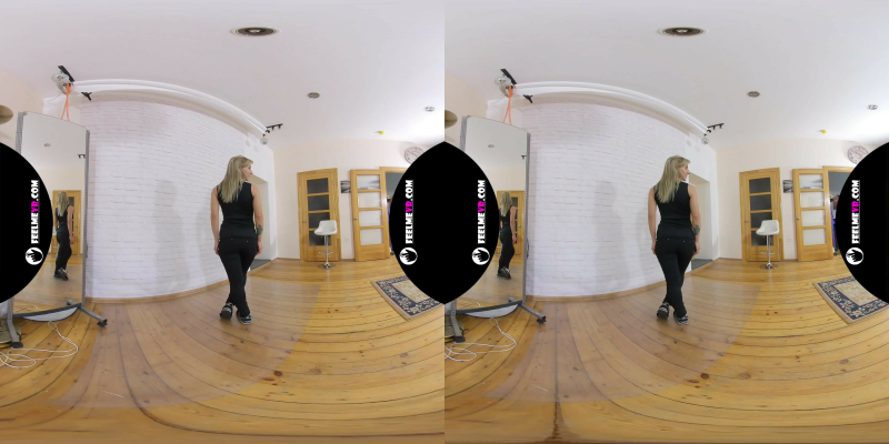 Florence Young Nude Casting in Stunning VR - Image 1