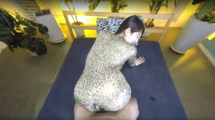 Yuri Nikaido's Intense VR Creampie Adventure - Image 9