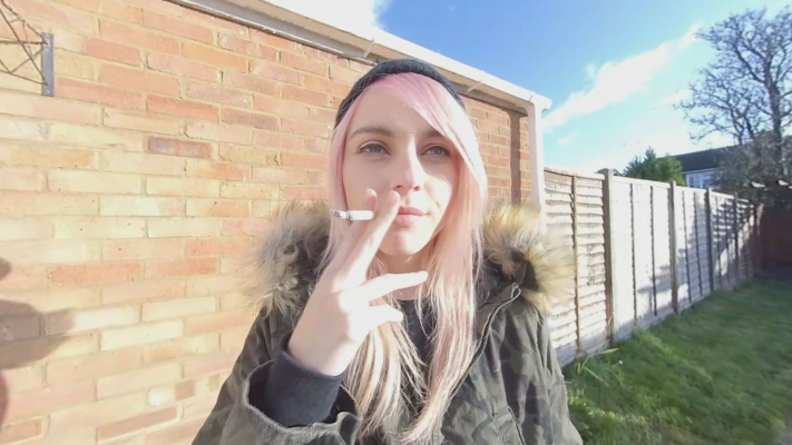 Chloe Toy Sizzles in Smoking Hot Solo Scene - Image 3