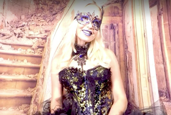 Lena Love Solo Tease in Stunning 4K - Image 1