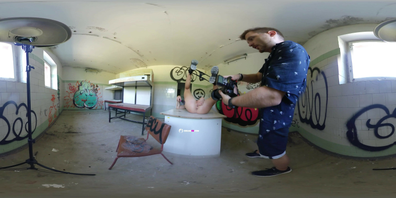 360VR Video Nude Fetish Photosession Backstage With Sascha - Image 6