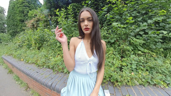 Kim Model - Knitted Top - Image 3