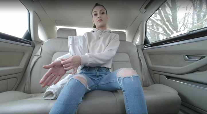 Nicole Sweet's Steamy Car Masturbation Solo - Image 1
