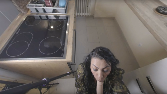 German MILF Sarah Milf Seduces Stepson in VR - Image 7