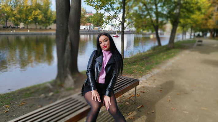 VR BEHIND THE SCENES PART ONE - DOUBLE VAGINAL PLEASURE (DVP) MAKES CHEATING WIFE SQUIRT NON - STOP - Image 3