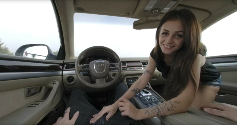 Lola Desire's Steamy Car Sex Adventure - Image 4