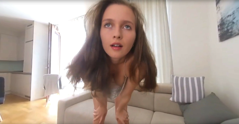 Stacy Cruz Sizzles in Hot 4K VR Tease - Image 1